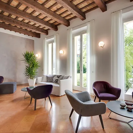 Corte Livia & Breakfast 4* Форли